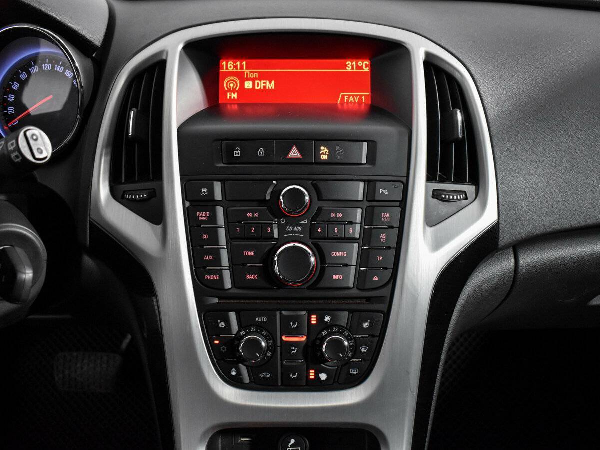 Б/У Опель Астра 2012 года. Фото: #14