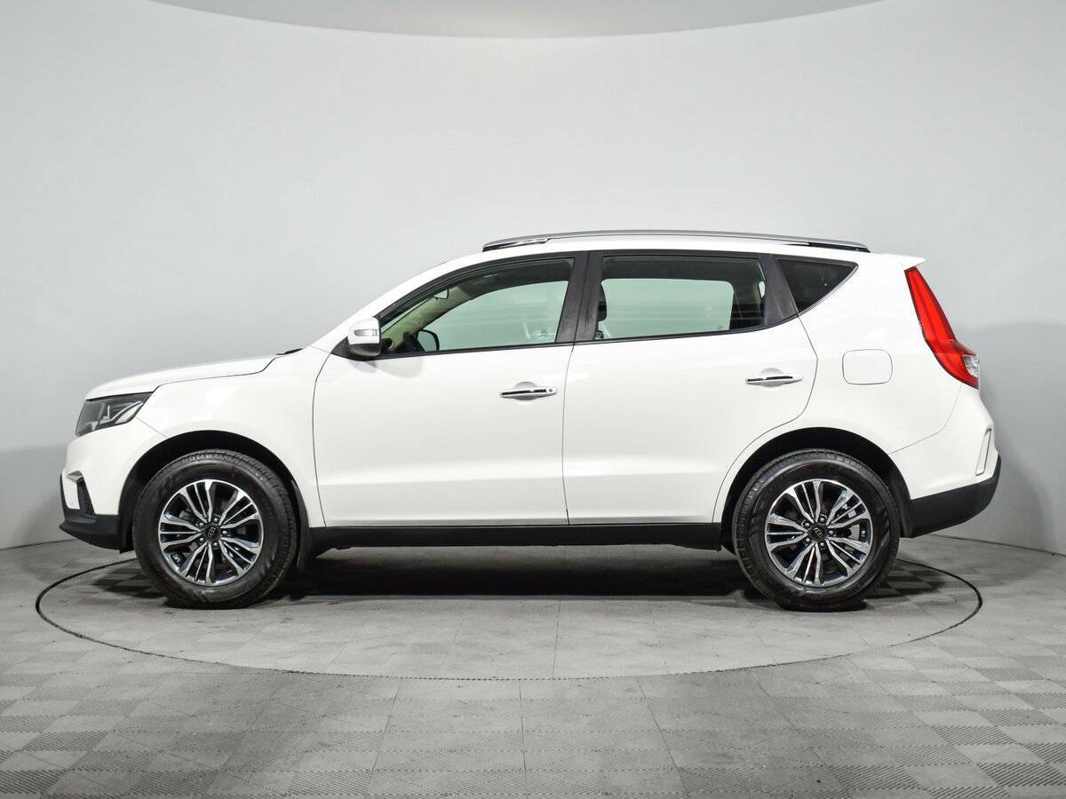 Б/У Джили Эмгранд Икс7 2018 года. Фото: #5