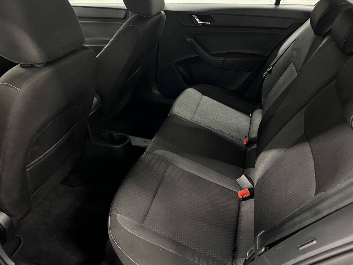 Б/У Шкода Рапид 2016 года. Фото: #11