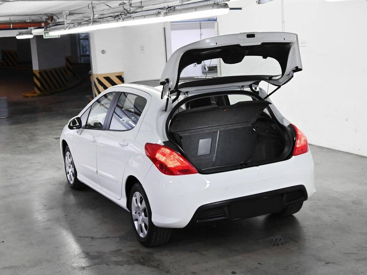 Б/У Пежо 308 2012 года. Фото: #4