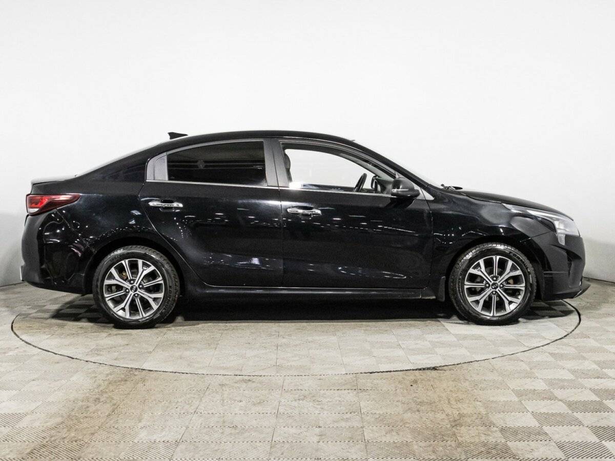 Б/У Киа Рио 2021 года. Фото: #3