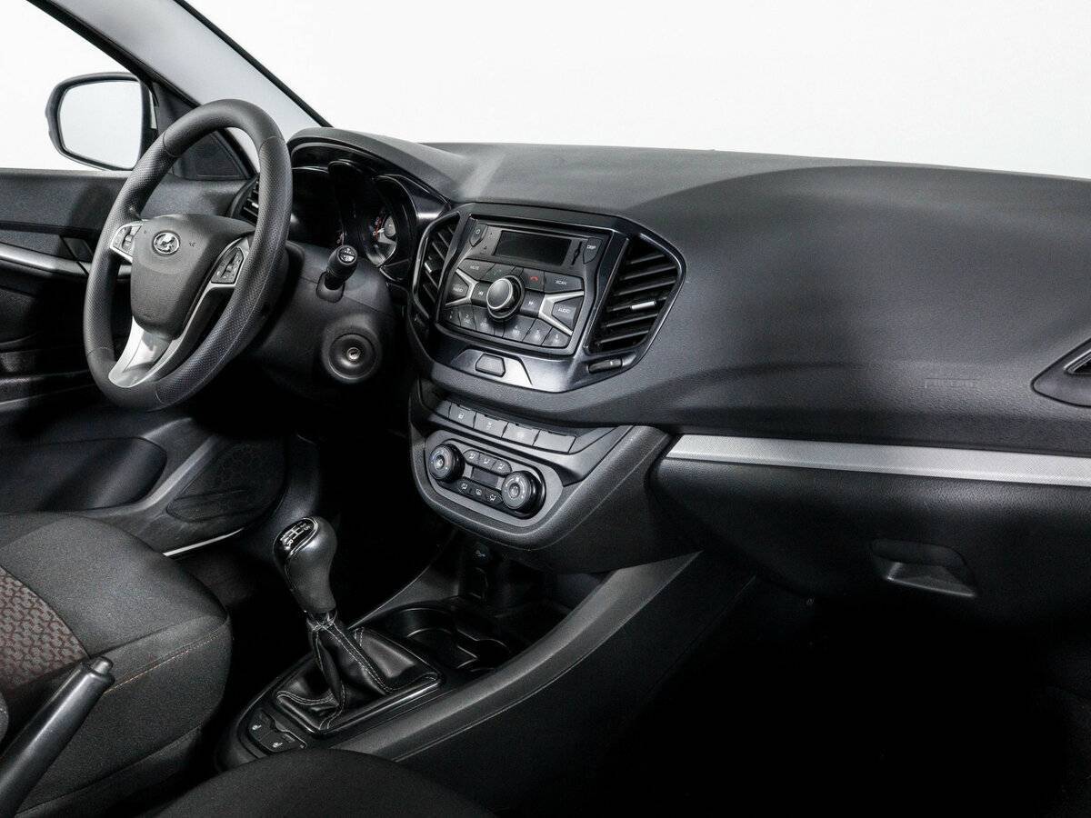 Б/У Лада (ВАЗ) Веста 2018 года. Фото: #5