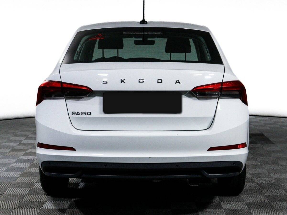 Б/У Шкода Рапид 2021 года. Фото: #5