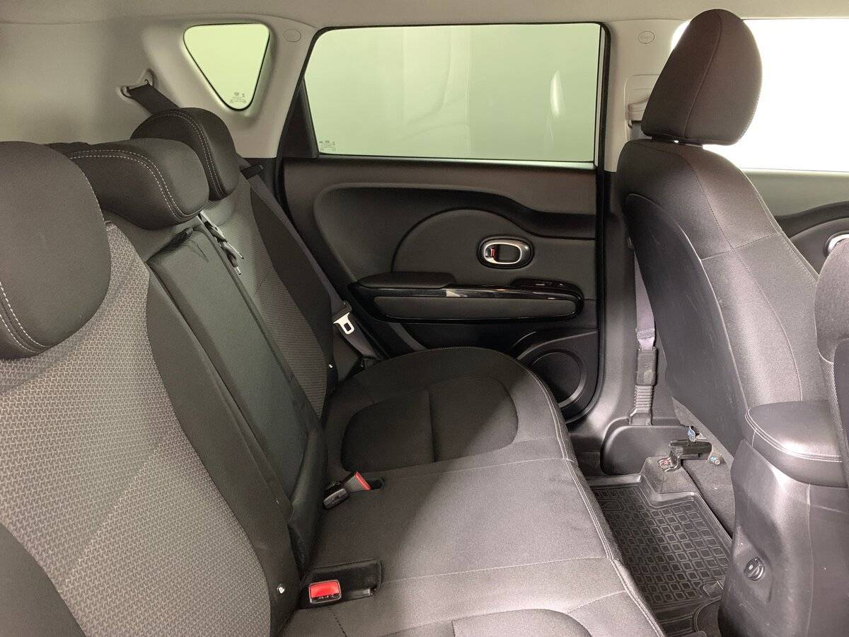 Б/У Киа Соул 2018 года. Фото: #16