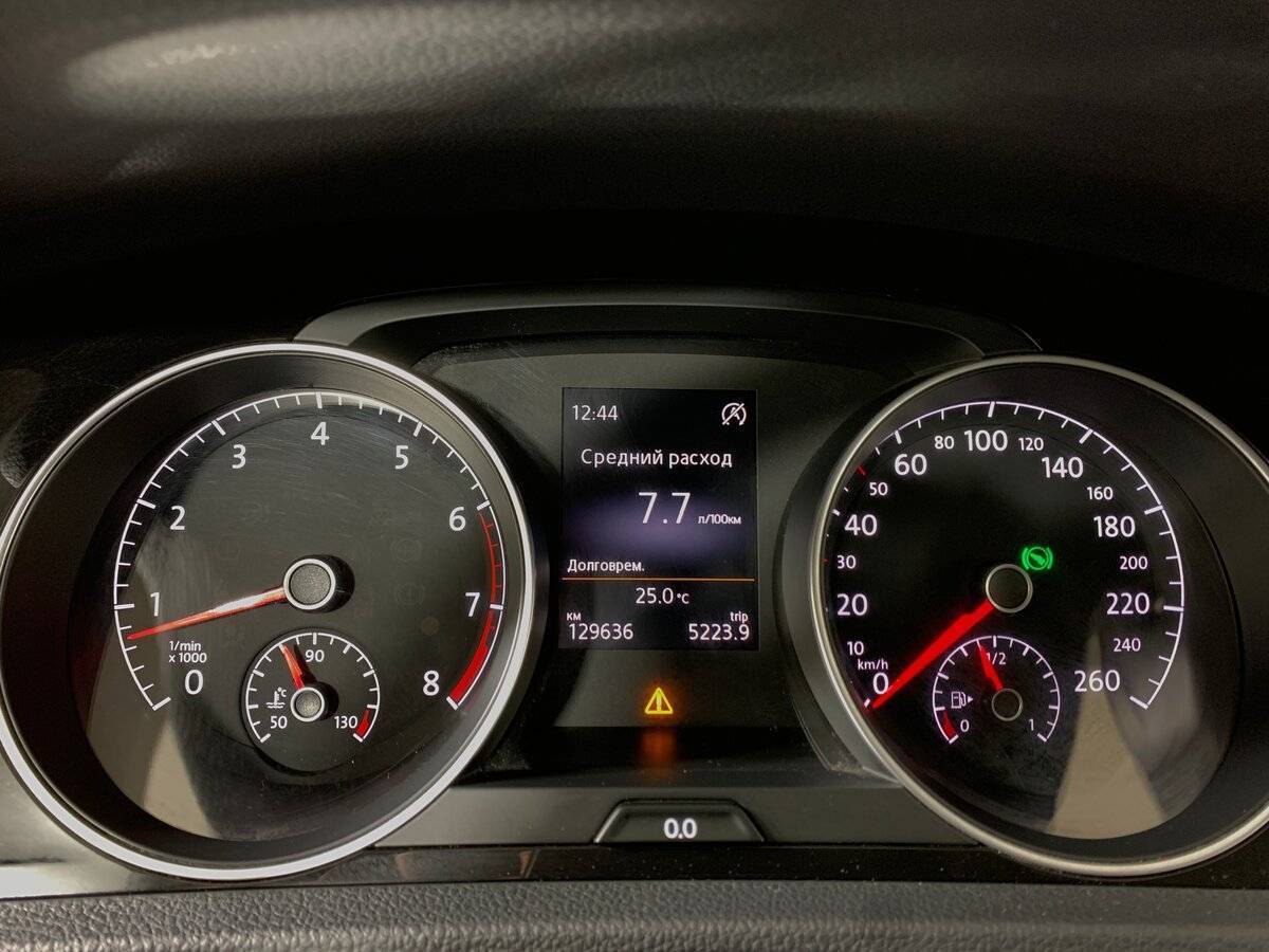 Б/У Фольксваген Гольф 2013 года. Фото: #13