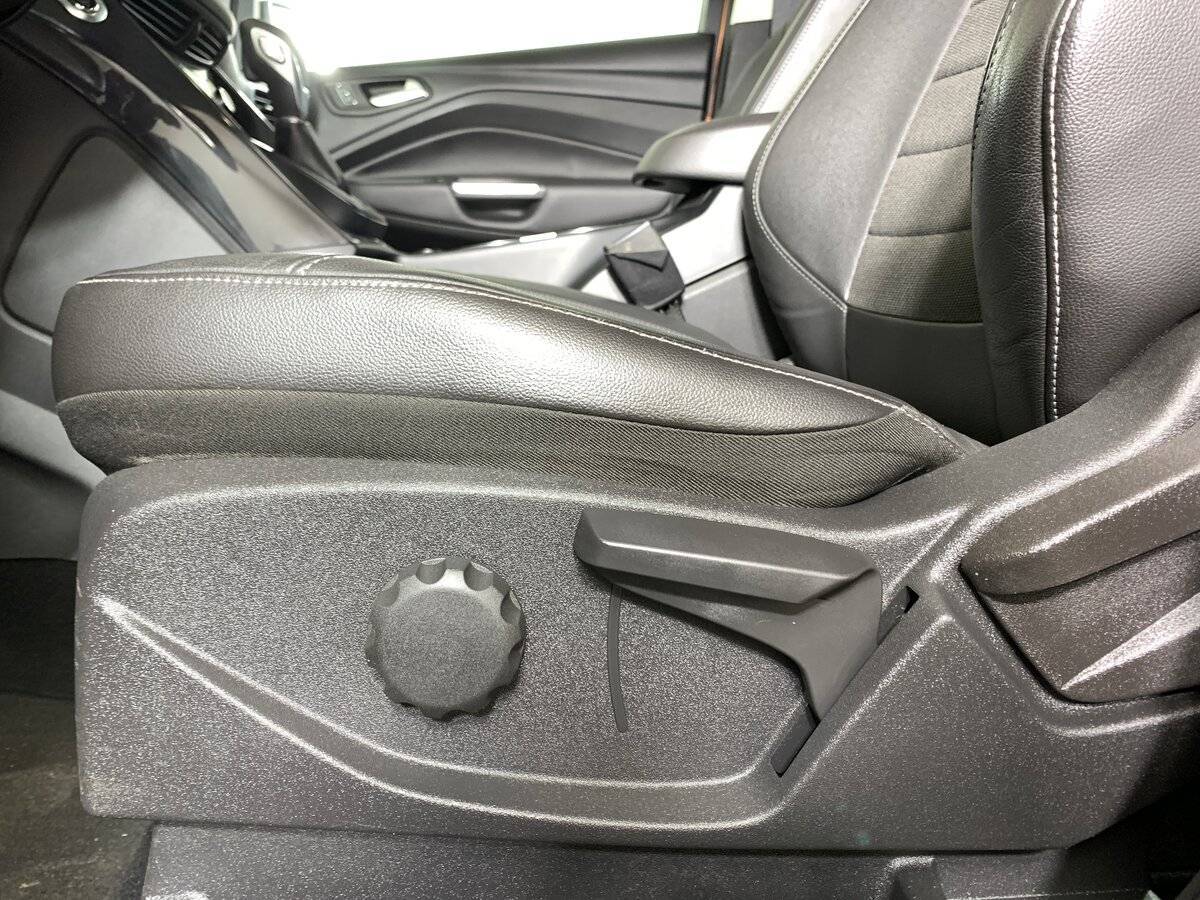 Б/У Форд Куга 2014 года. Фото: #15