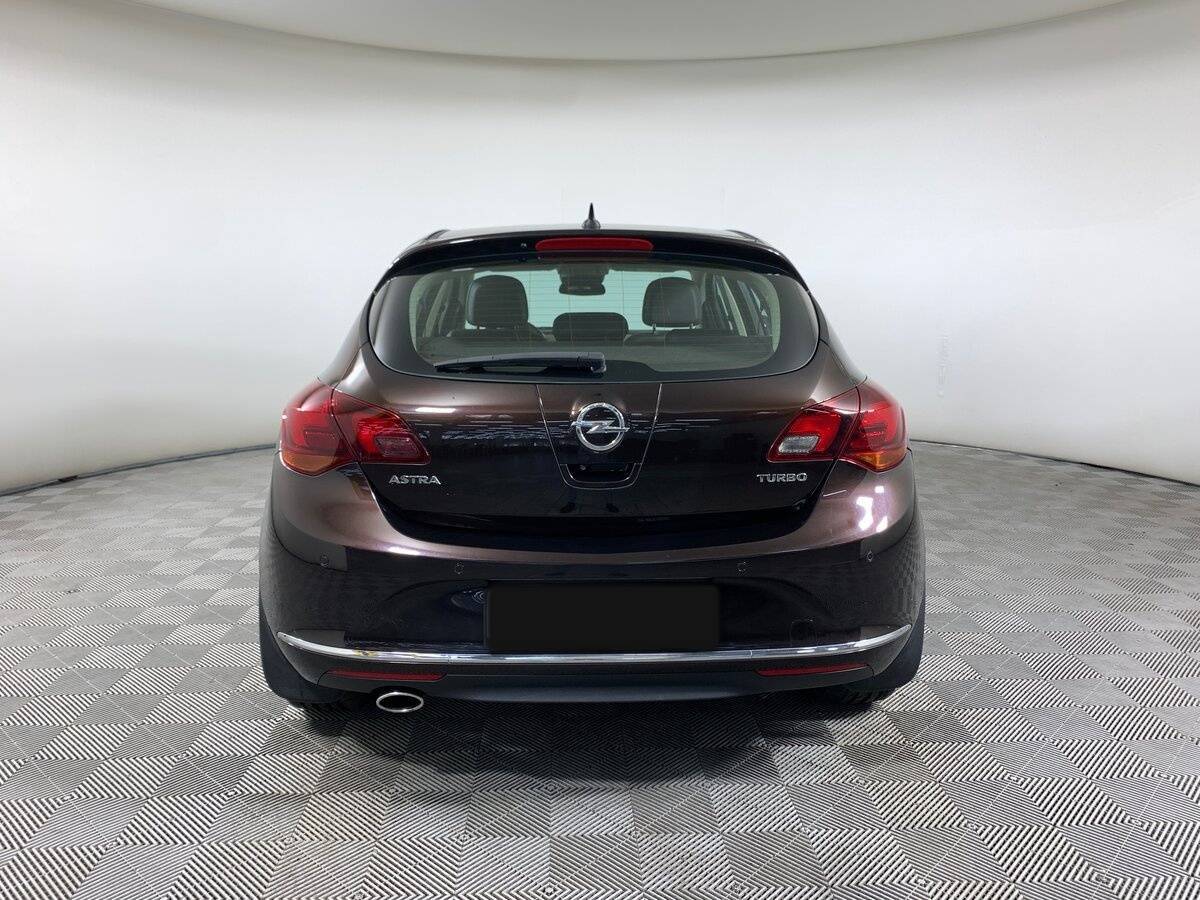 Б/У Опель Астра 2013 года. Фото: #4