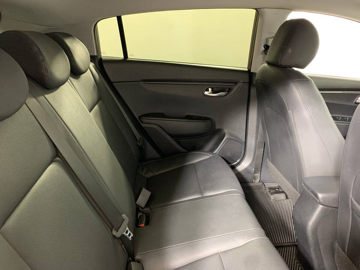 Б/У Киа Рио 2019 года. Фото: #16