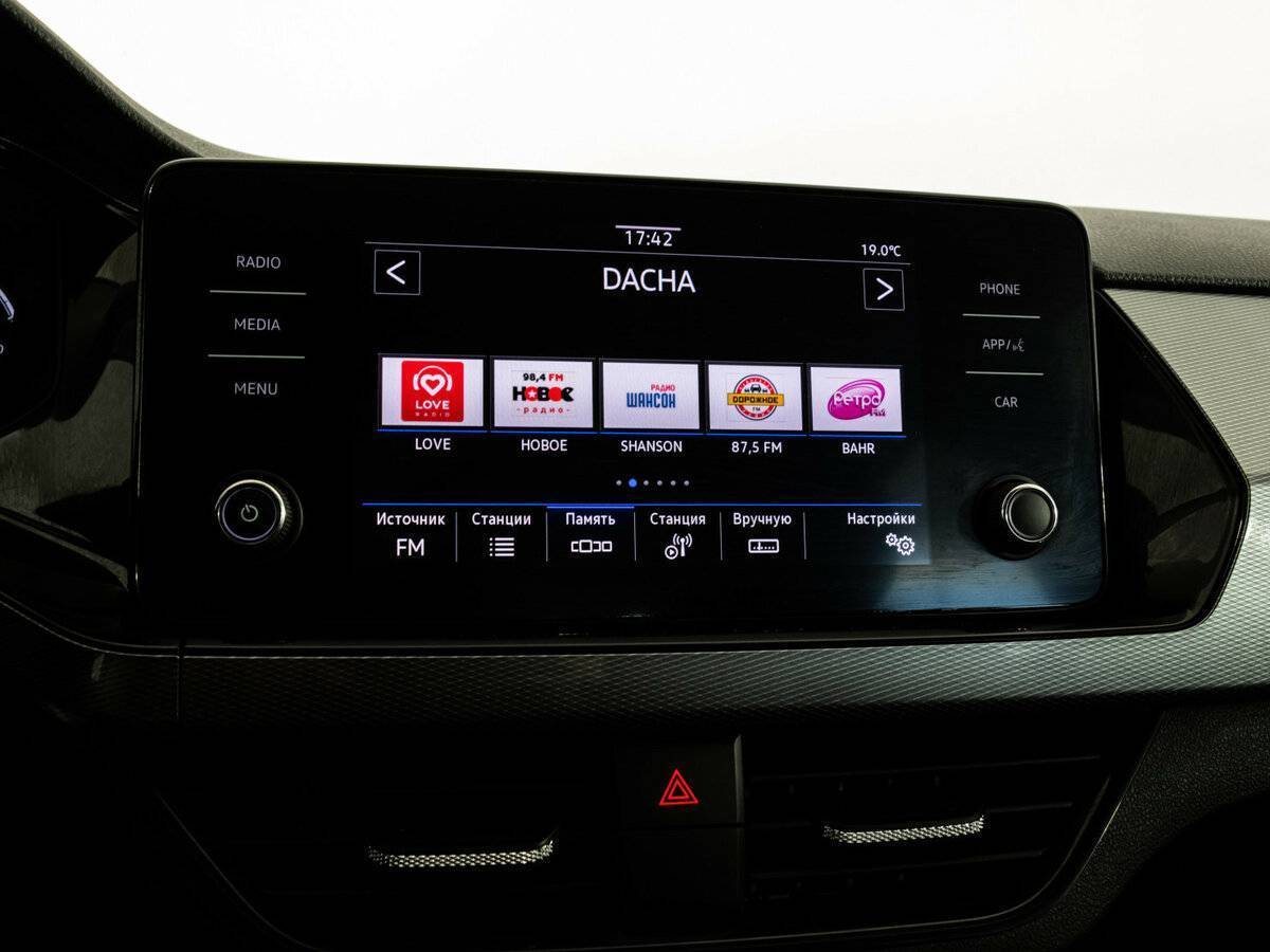 Б/У Фольксваген Поло 2021 года. Фото: #11