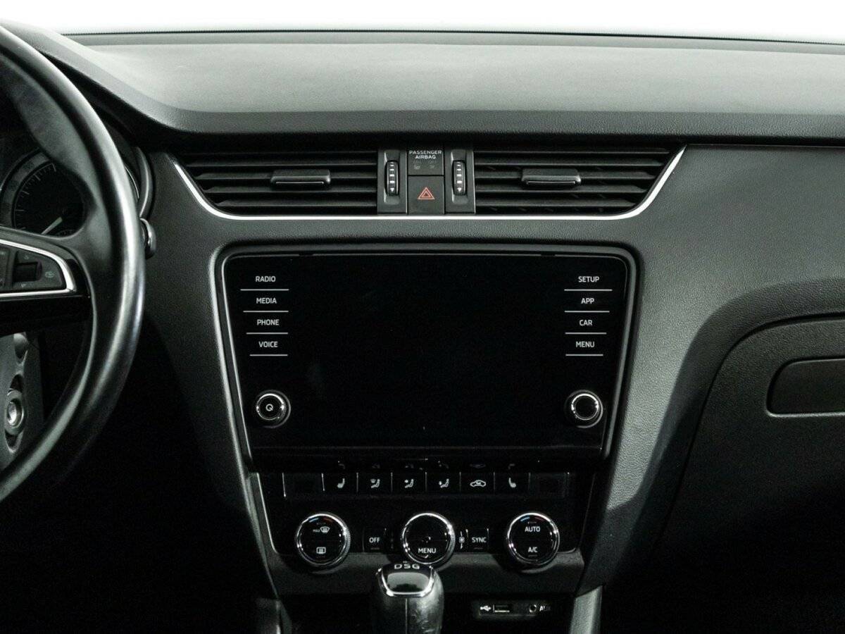 Б/У Шкода Октавия 2017 года. Фото: #13