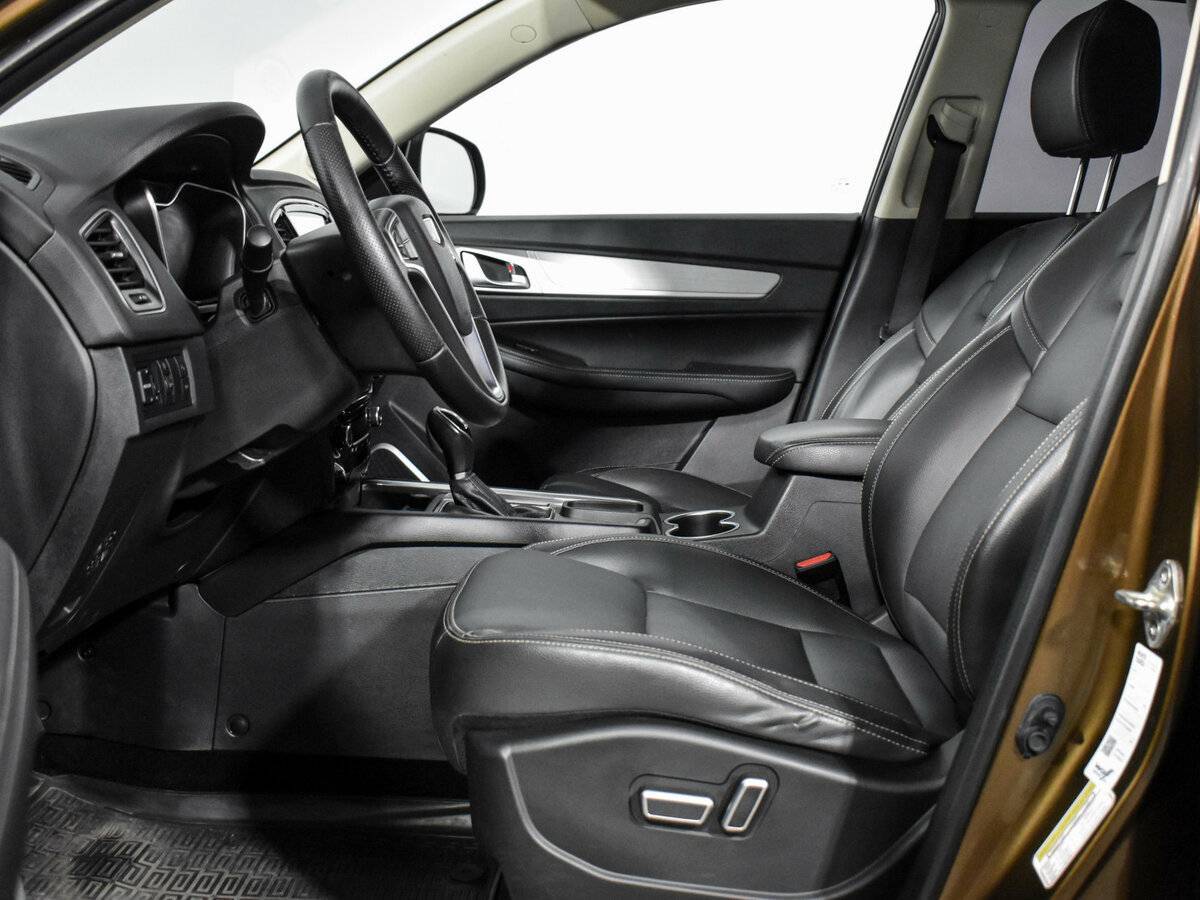 Б/У Джили Эмгранд Икс7 2021 года. Фото: #10