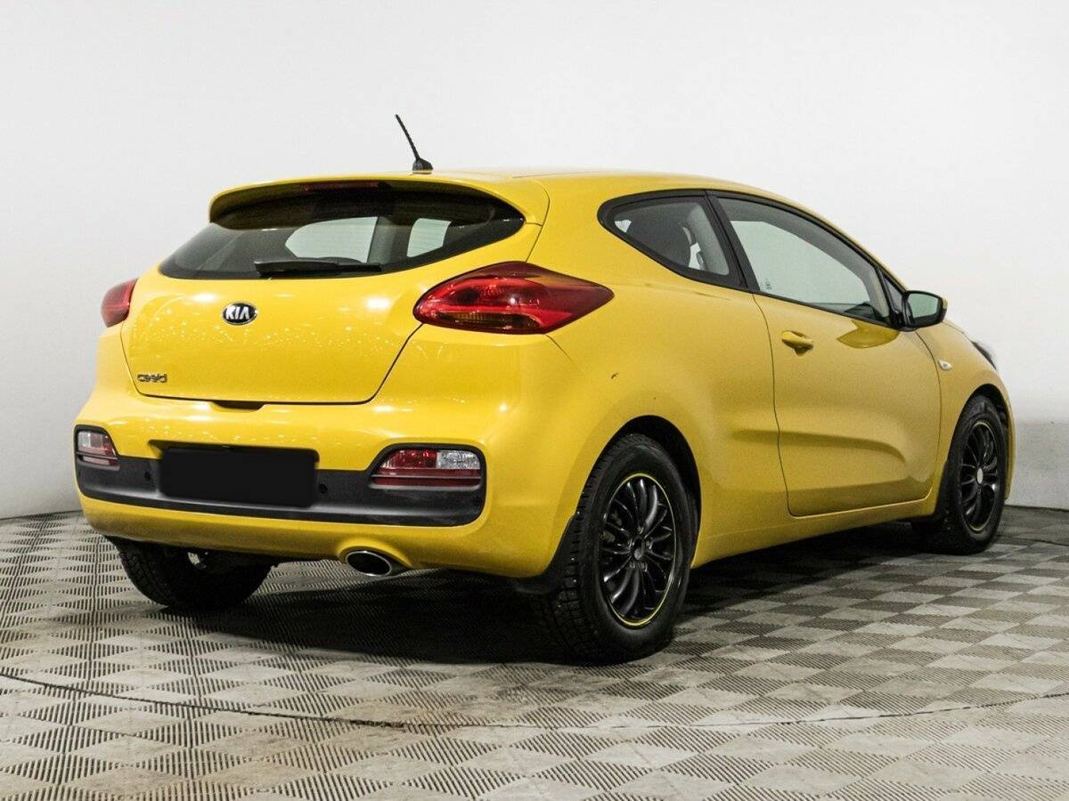 Б/У Киа Сид 2016 года. Фото: #4
