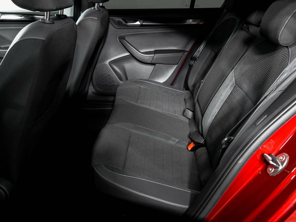 Б/У Фольксваген Поло 2021 года. Фото: #8