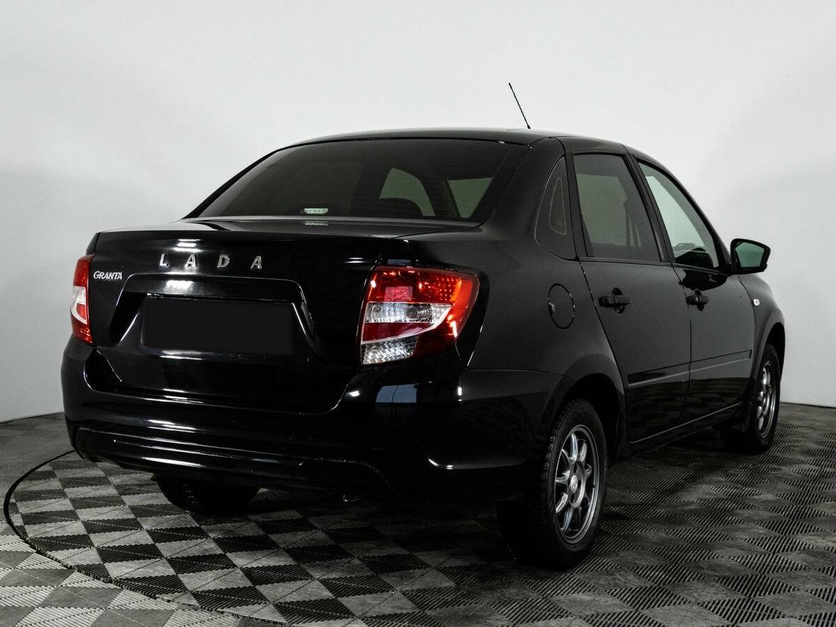 Б/У Лада (ВАЗ) Гранта 2020 года. Фото: #4