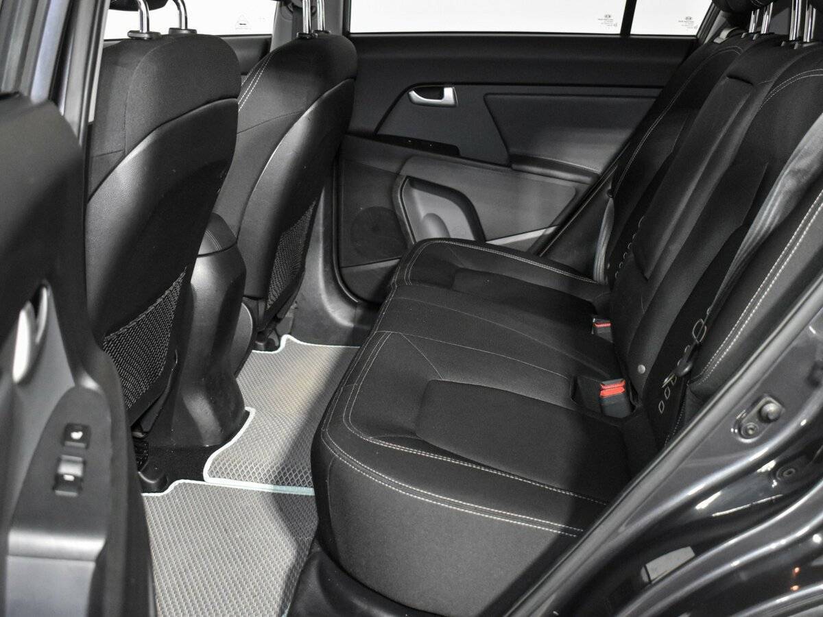 Б/У Киа Спортейдж 2014 года. Фото: #10