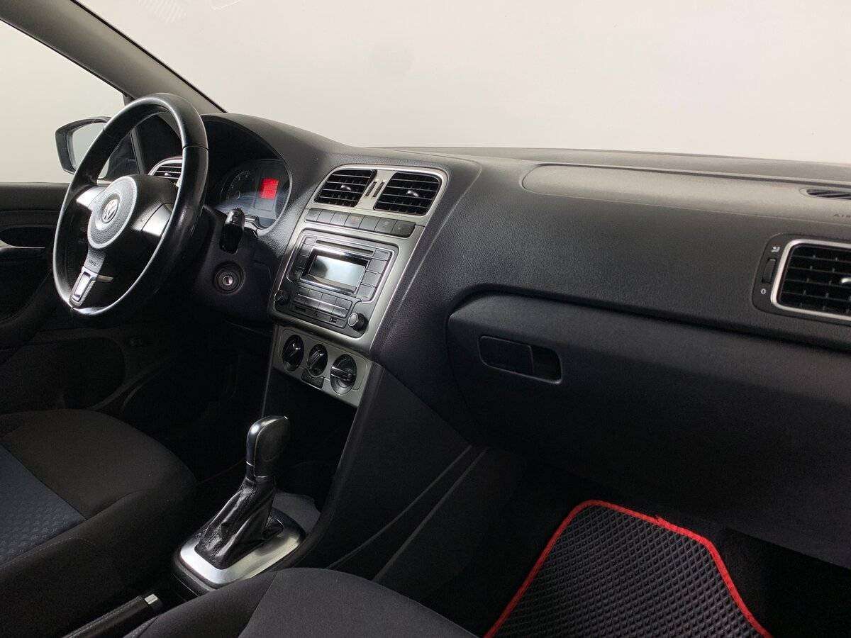 Б/У Фольксваген Поло 2013 года. Фото: #9