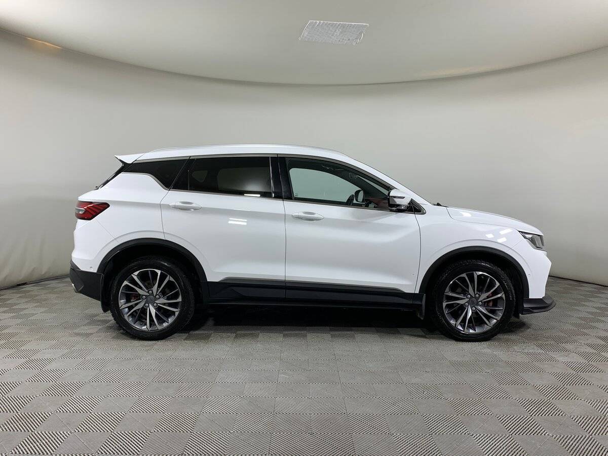 Б/У Джили Кулрэй 2020 года. Фото: #3