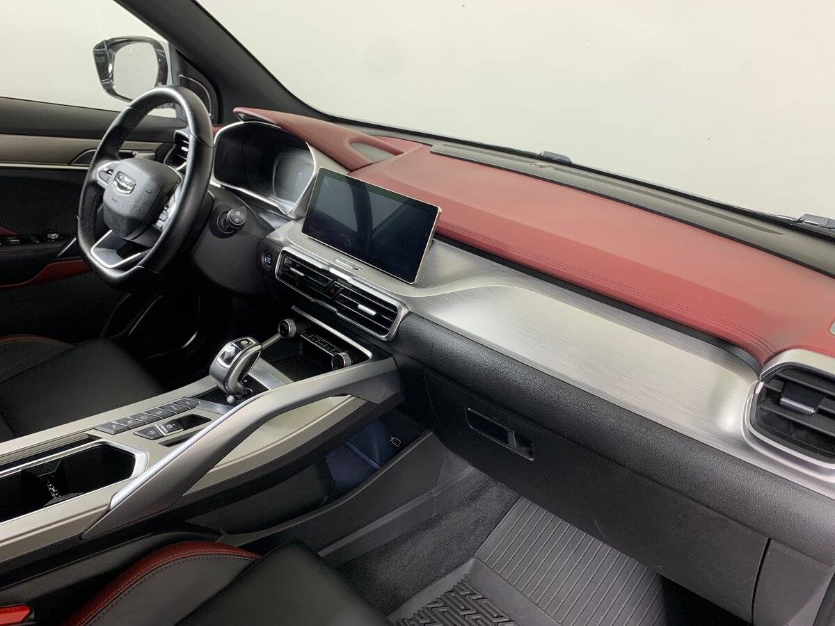 Б/У Джили Кулрэй 2020 года. Фото: #12