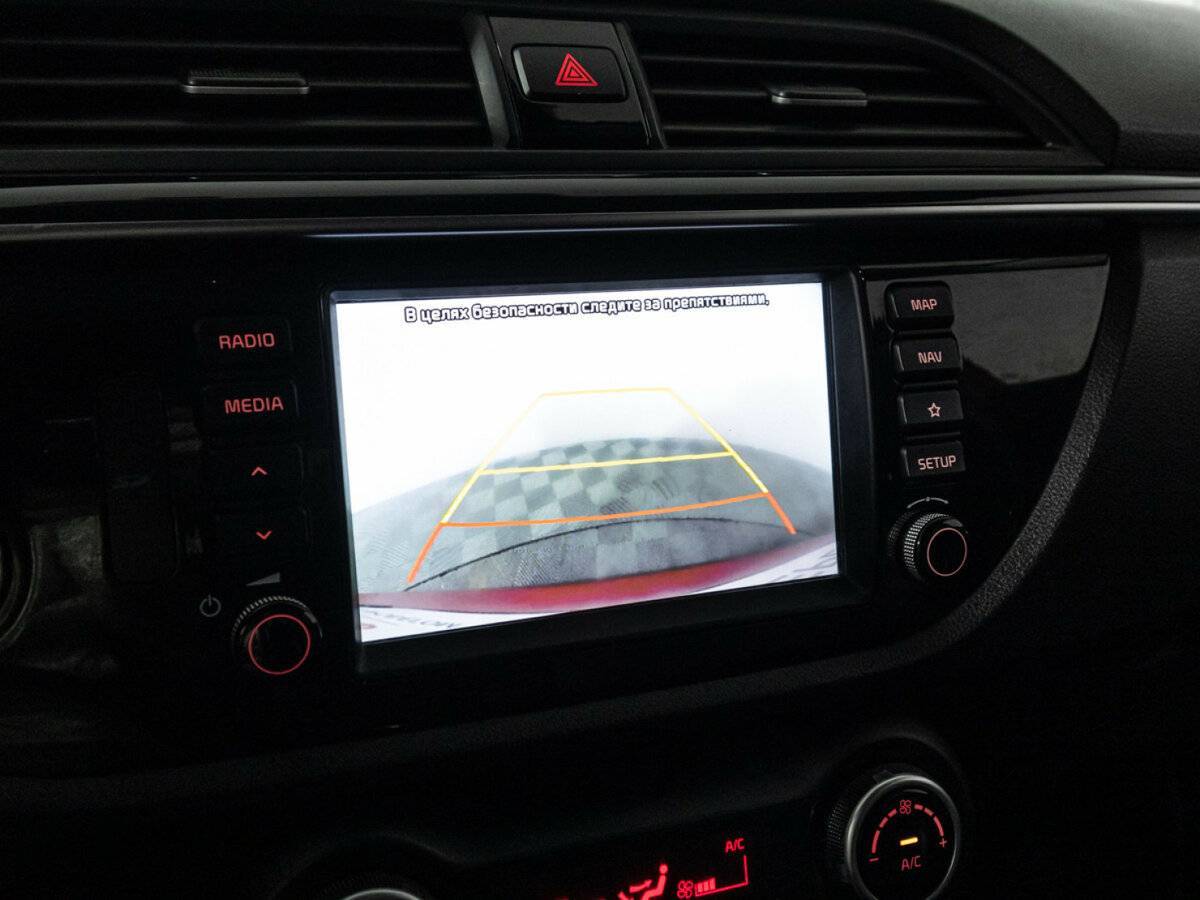 Б/У Киа Рио 2018 года. Фото: #14