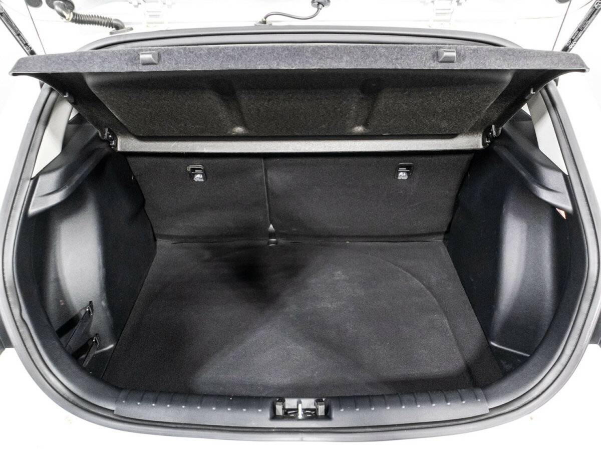 Б/У Киа Рио 2018 года. Фото: #14