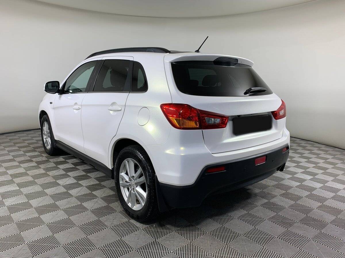 Б/У Митсубиши АС-Икс 2012 года. Фото: #6