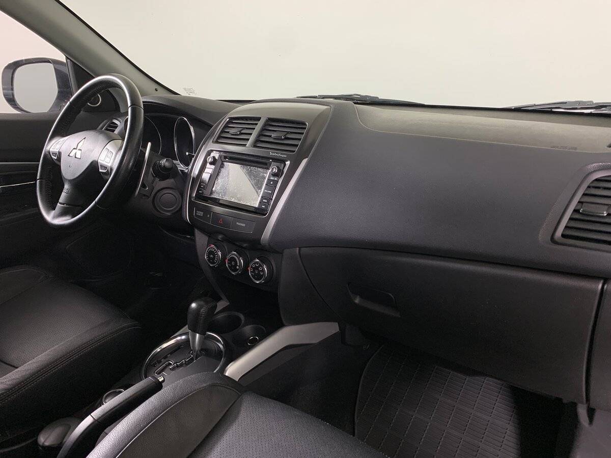 Б/У Митсубиши АС-Икс 2012 года. Фото: #12