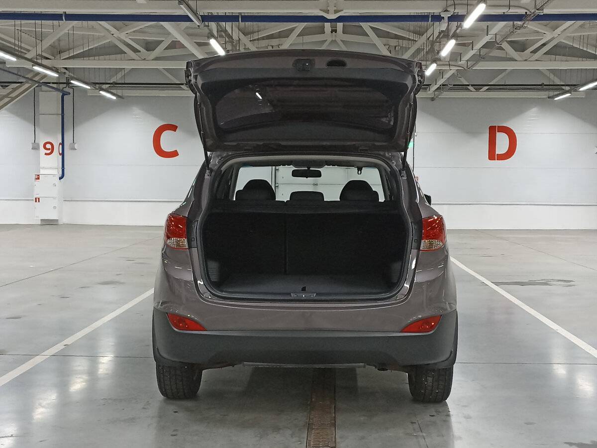 Б/У Хендай ай-икс35 2014 года. Фото: #9