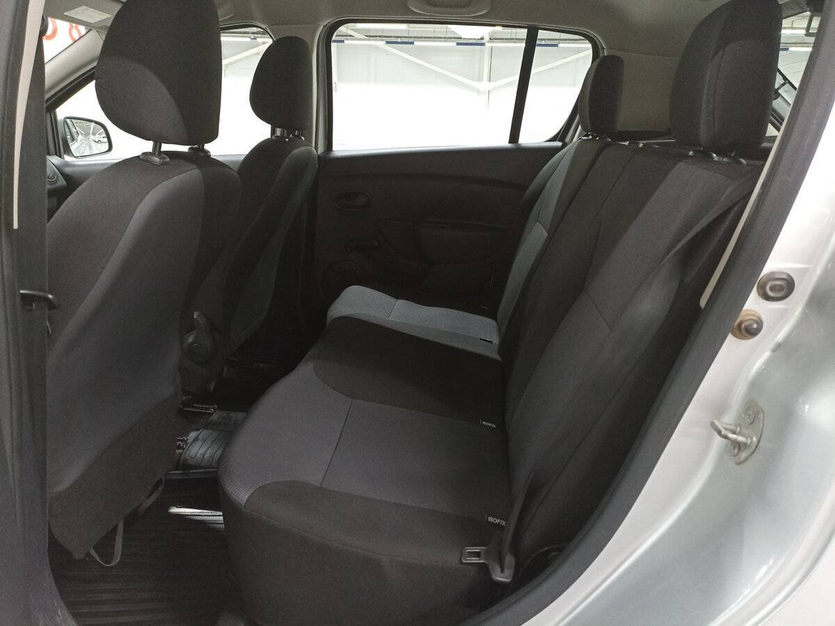 Б/У Рено Сандеро 2017 года. Фото: #11