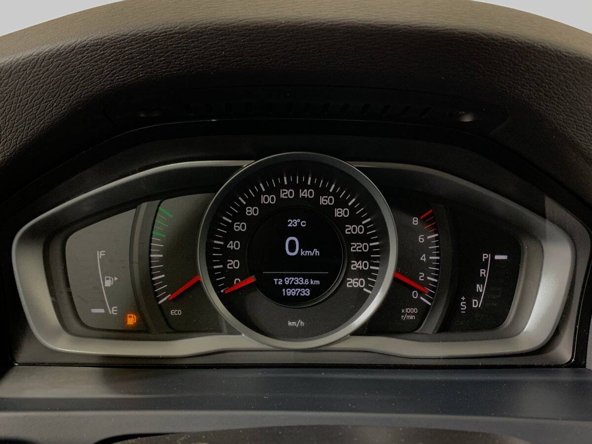 Б/У Вольво С60 2014 года. Фото: #13