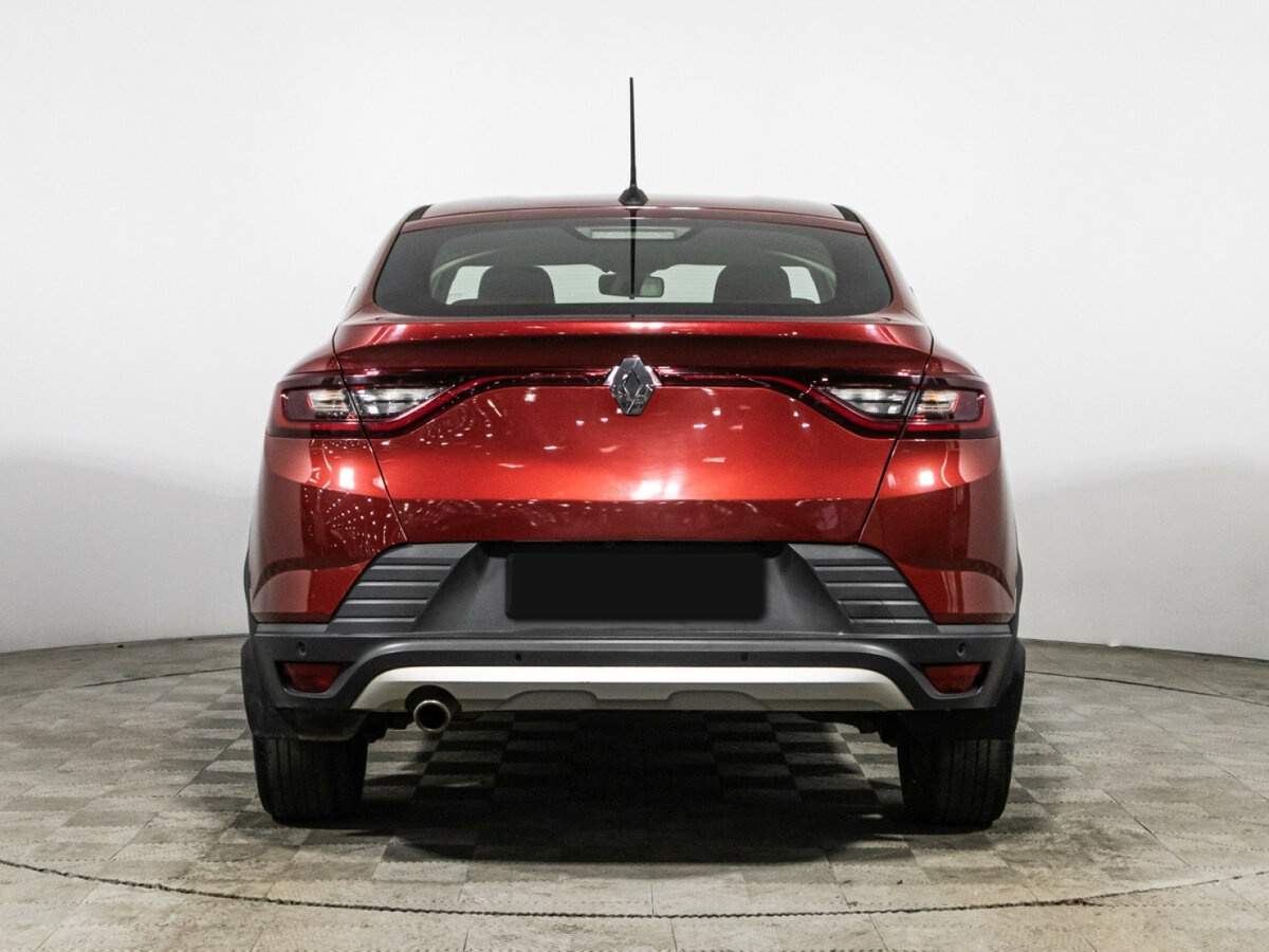 Б/У Рено Аркана 2021 года. Фото: #5