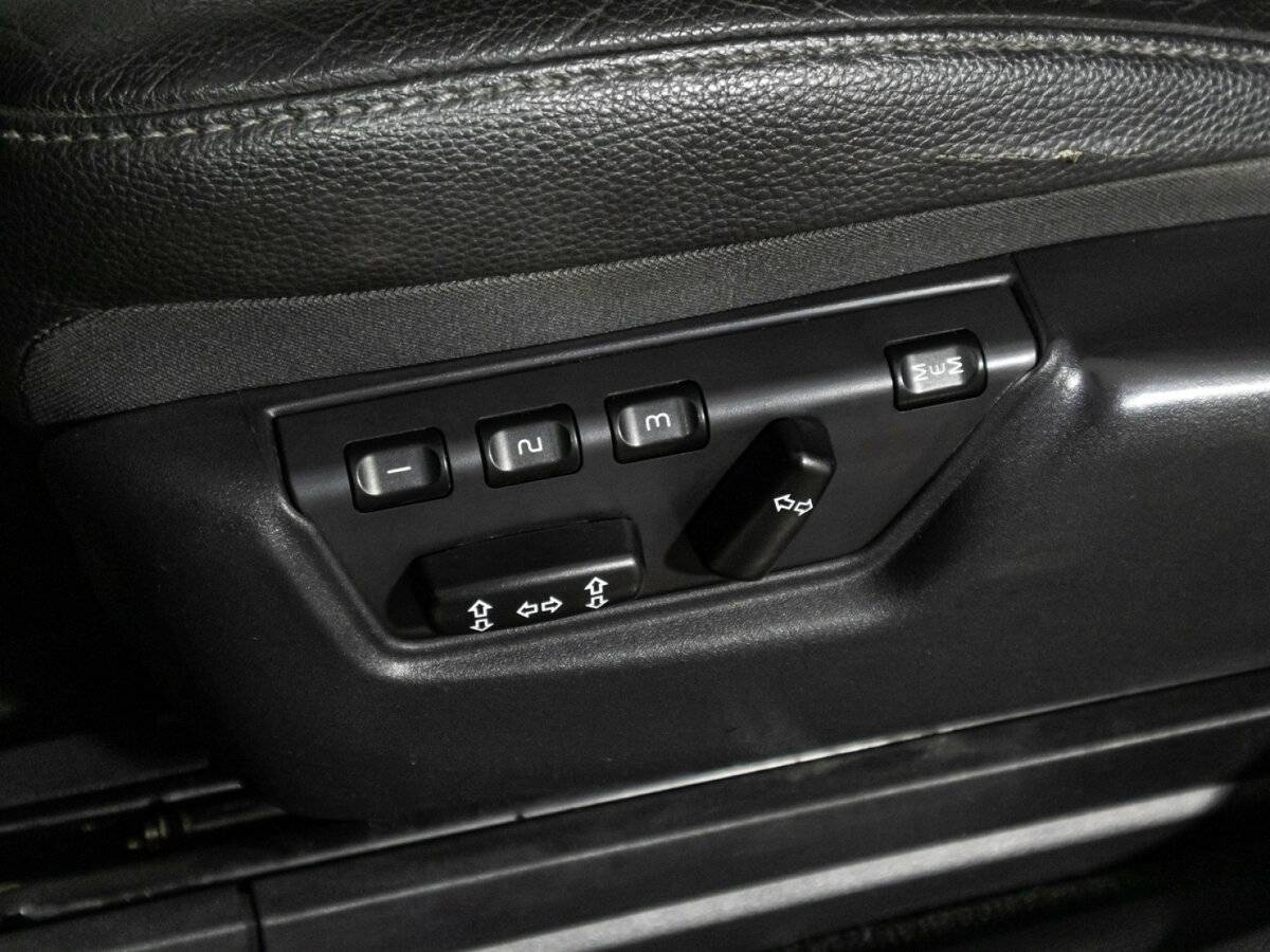 Б/У Вольво ИксЦ90 2013 года. Фото: #14