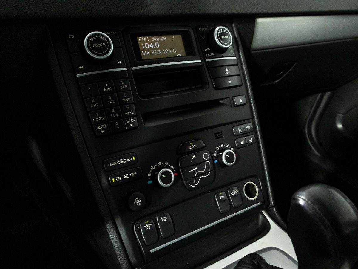 Б/У Вольво ИксЦ90 2013 года. Фото: #15