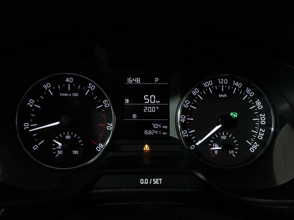 Б/У Шкода Октавия 2014 года. Фото: #11