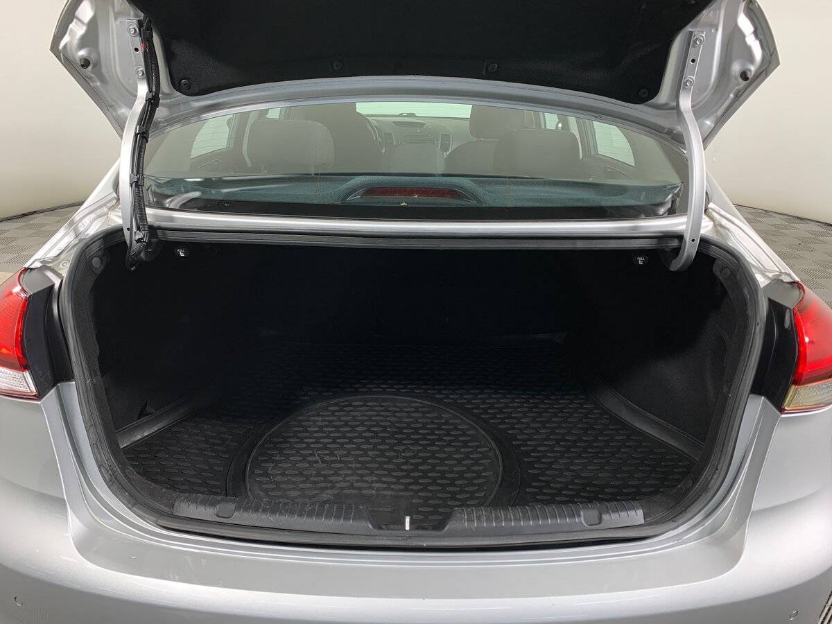 Б/У Киа Церато 2017 года. Фото: #18