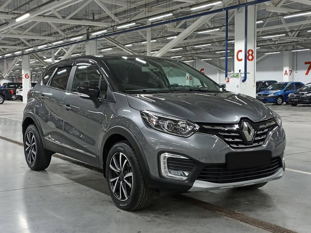 Б/У Рено Каптюр 2021 года. Фото: #2