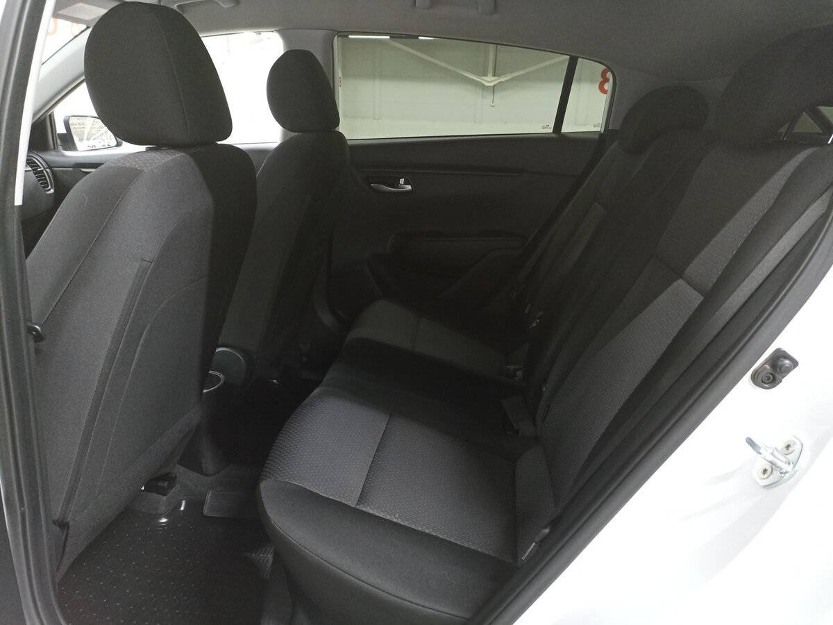 Б/У Киа Рио 2021 года. Фото: #11