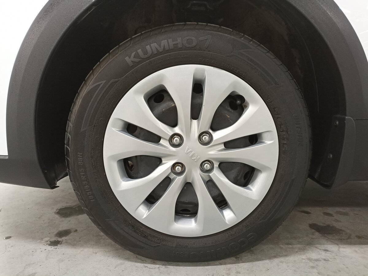 Б/У Киа Рио 2021 года. Фото: #17