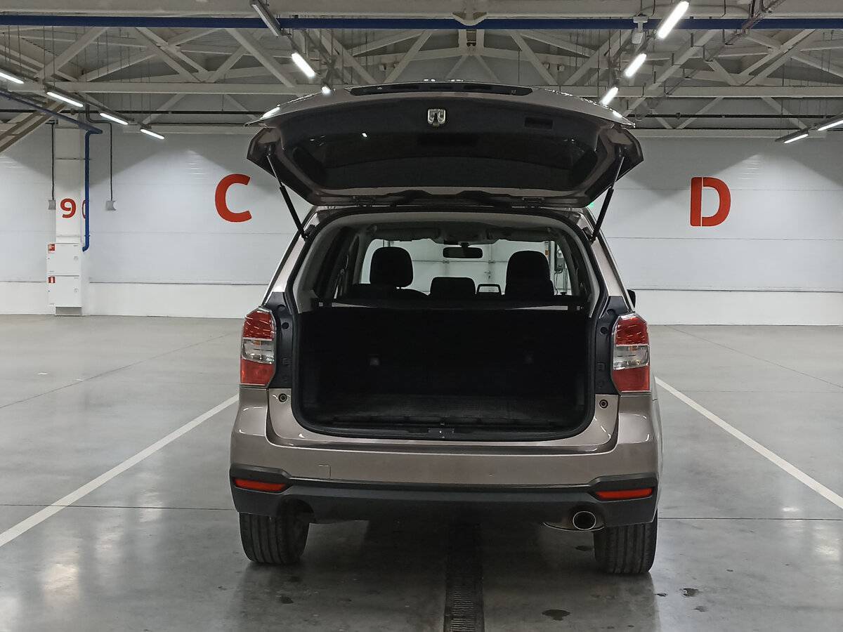 Б/У Субару Форестер 2014 года. Фото: #9