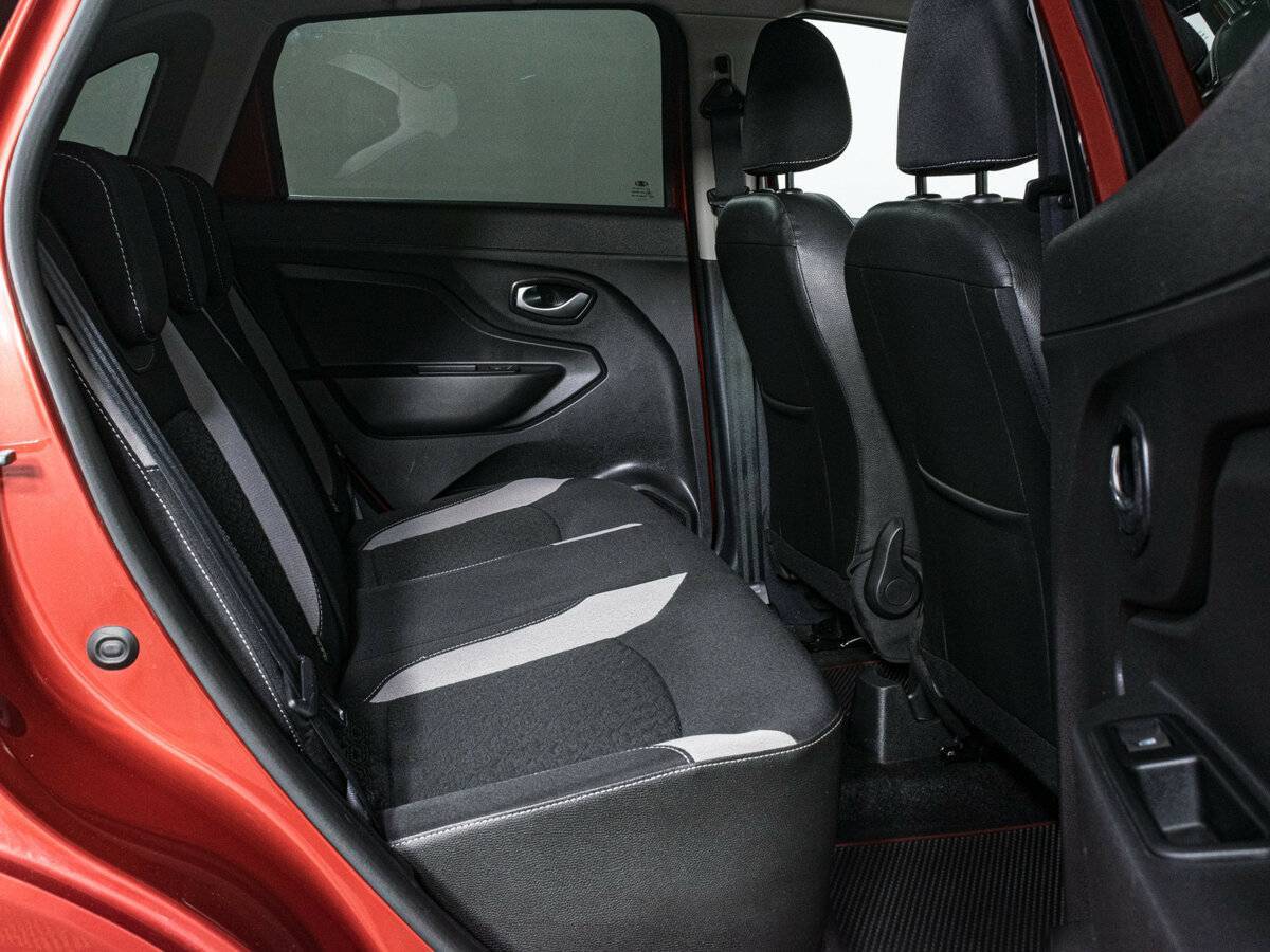 Б/У Лада (ВАЗ) ИКСРЭЙ 2016 года. Фото: #11