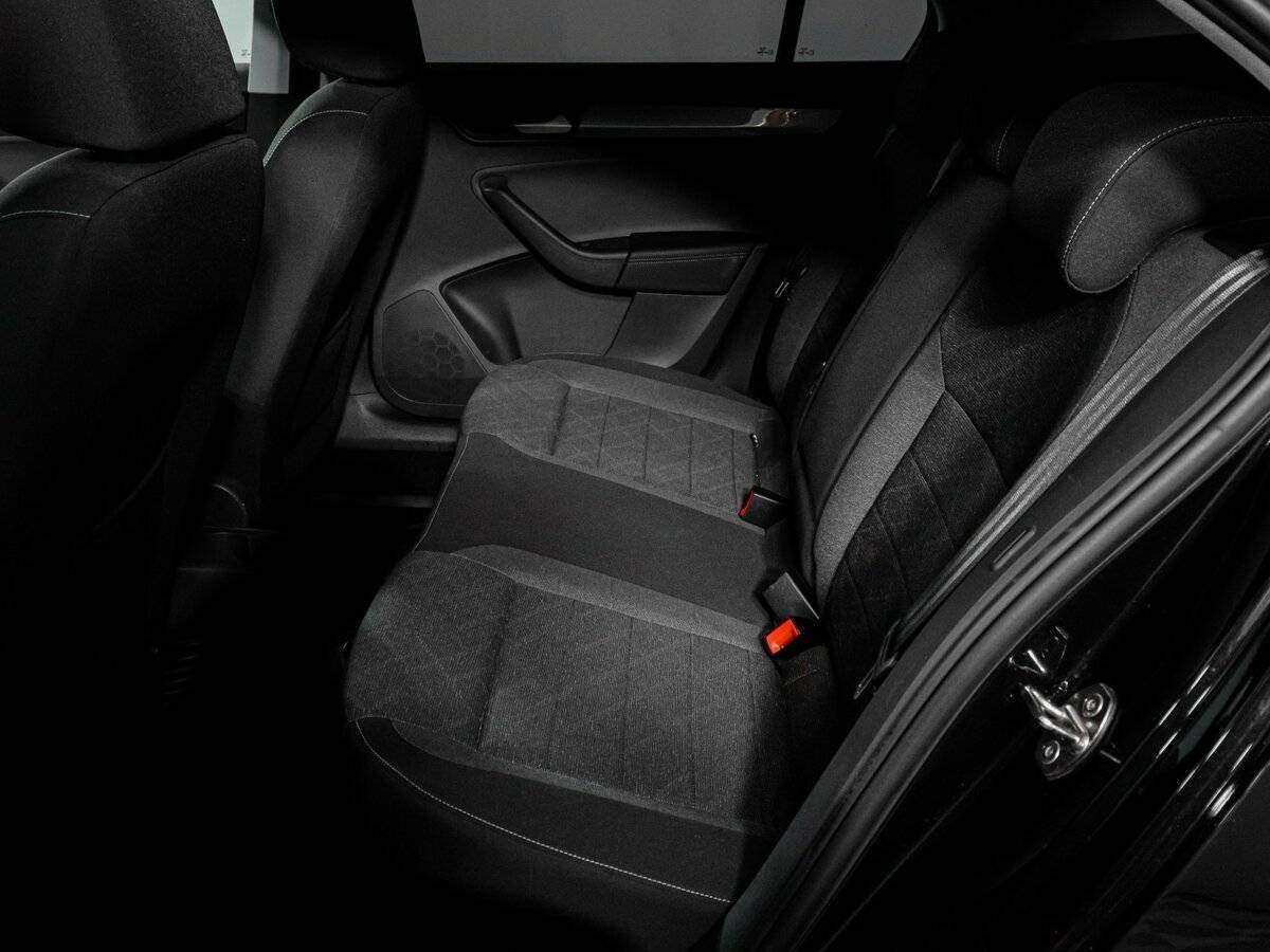 Б/У Фольксваген Поло 2021 года. Фото: #9