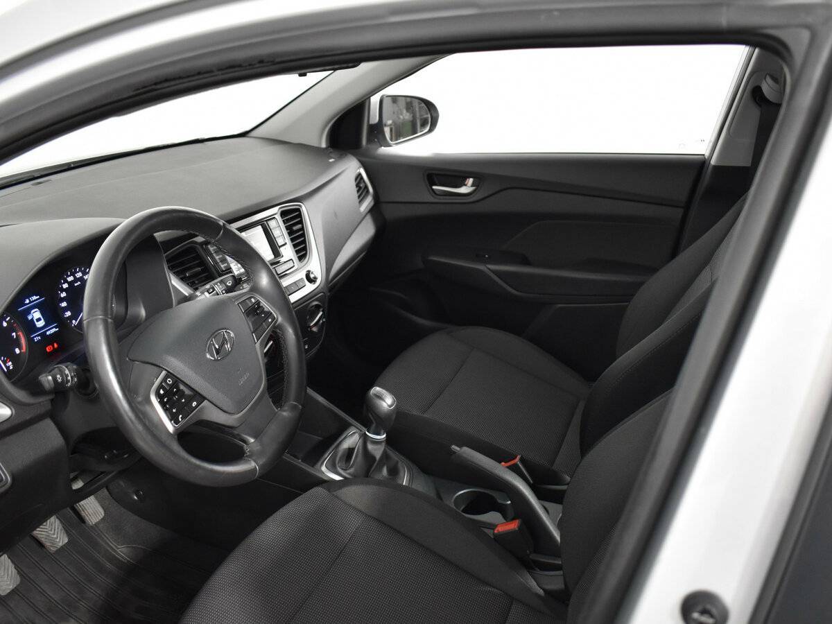 Б/У Хендай Солярис 2017 года. Фото: #8