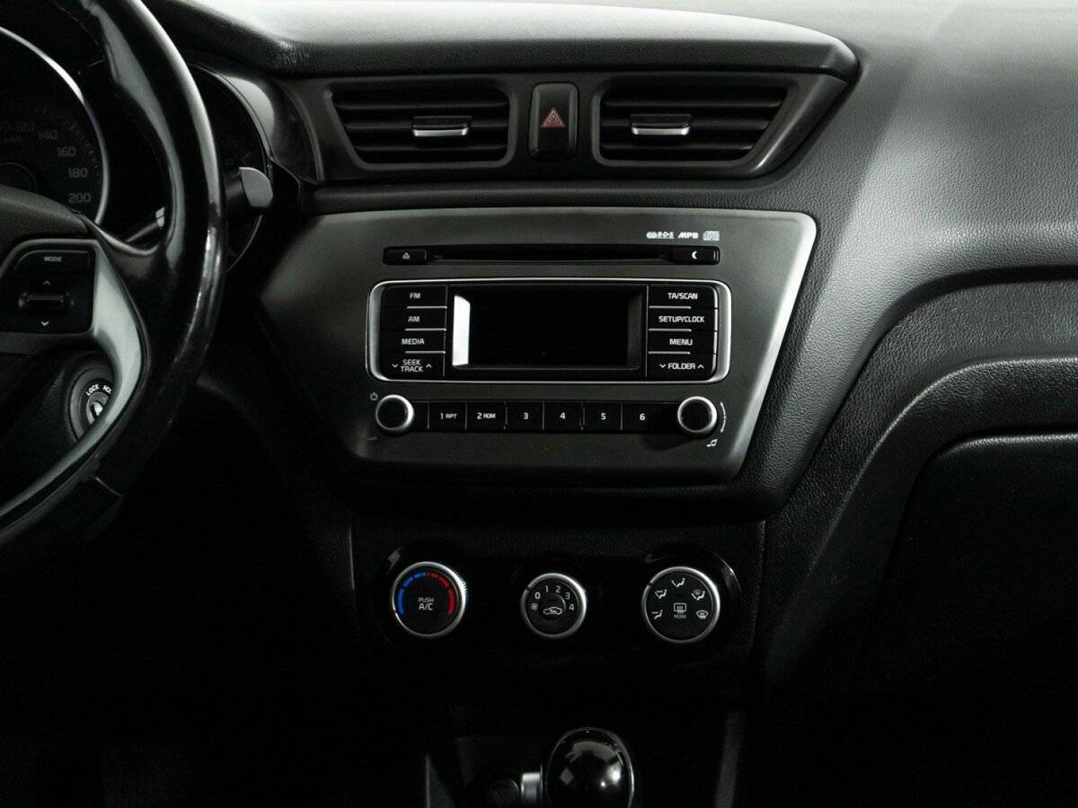 Б/У Киа Рио 2017 года. Фото: #13