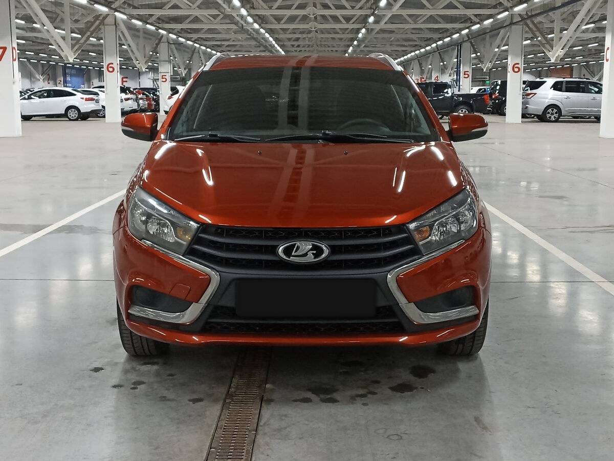 Б/У Лада (ВАЗ) Веста 2020 года. Фото: #1