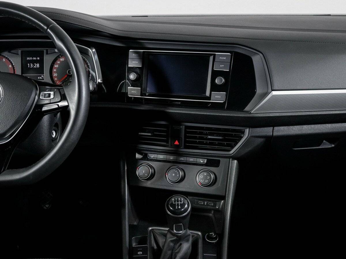 Б/У Фольксваген Джетта 2020 года. Фото: #12