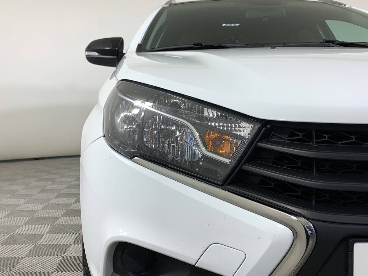 Б/У Лада (ВАЗ) Веста 2021 года. Фото: #9