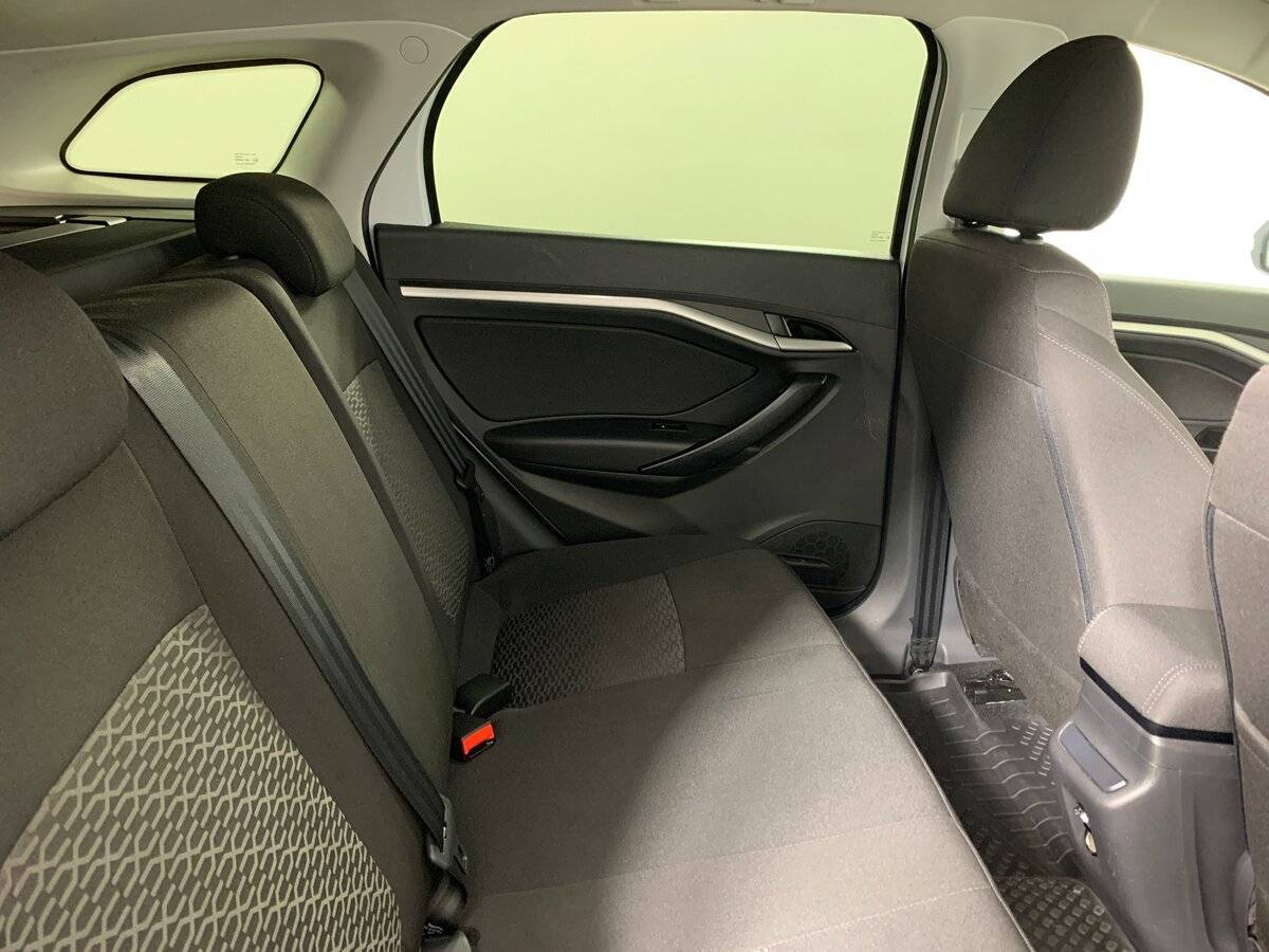 Б/У Лада (ВАЗ) Веста 2021 года. Фото: #16