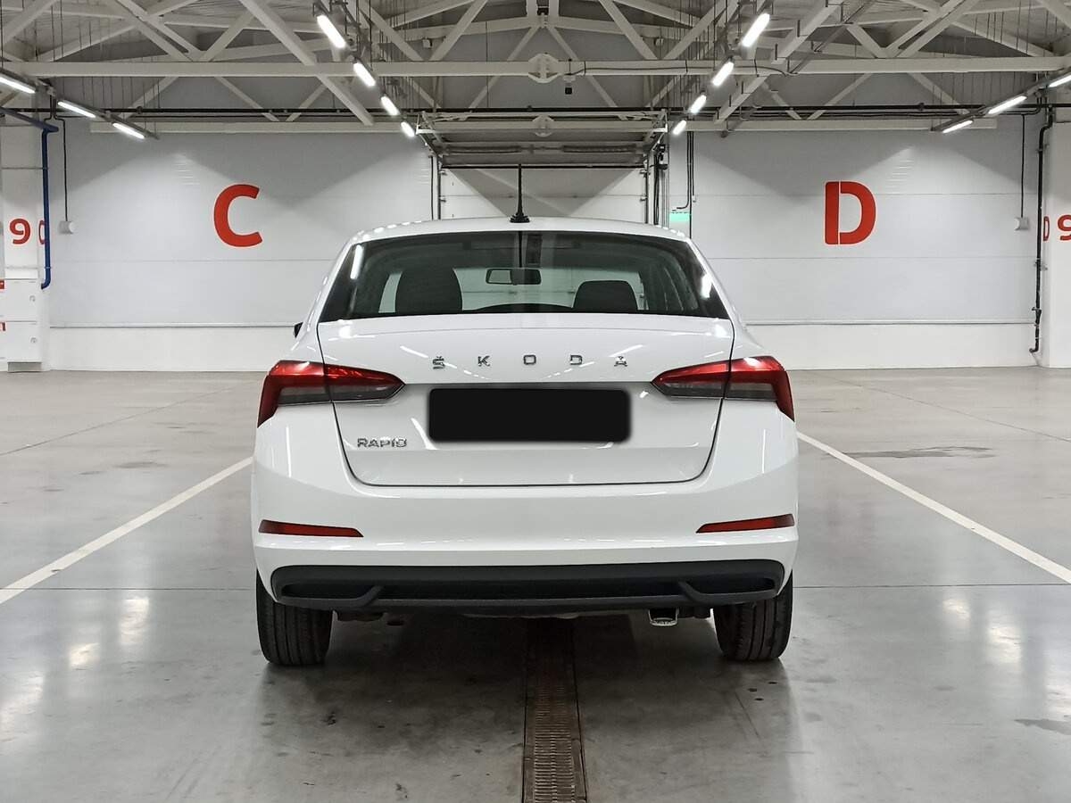 Б/У Шкода Рапид 2021 года. Фото: #5