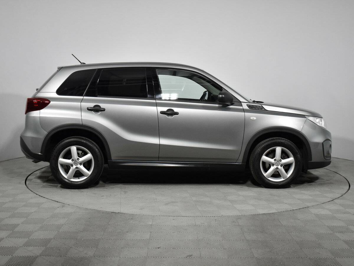 Б/У Сузуки Витара 2019 года. Фото: #3