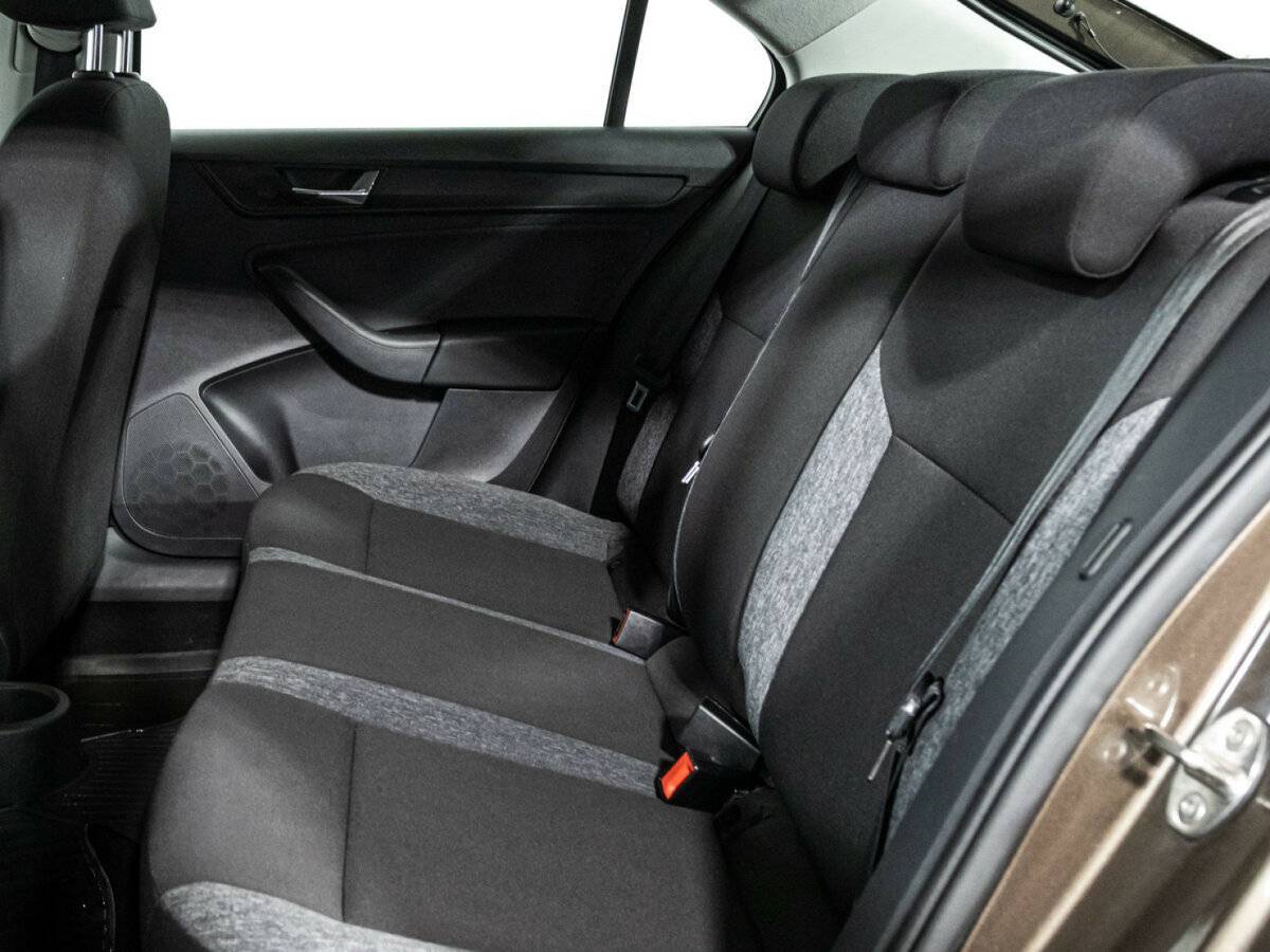 Б/У Шкода Рапид 2020 года. Фото: #9