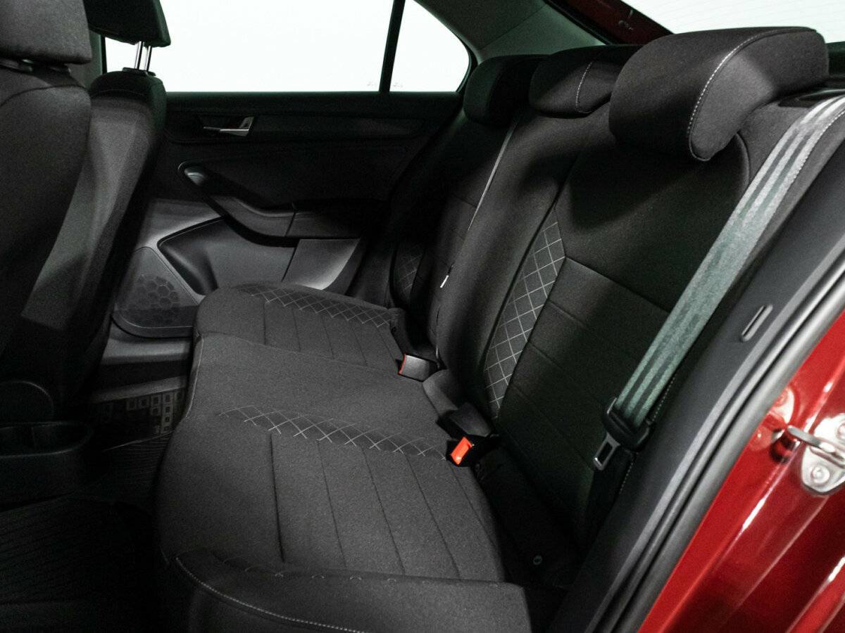 Б/У Шкода Рапид 2021 года. Фото: #9